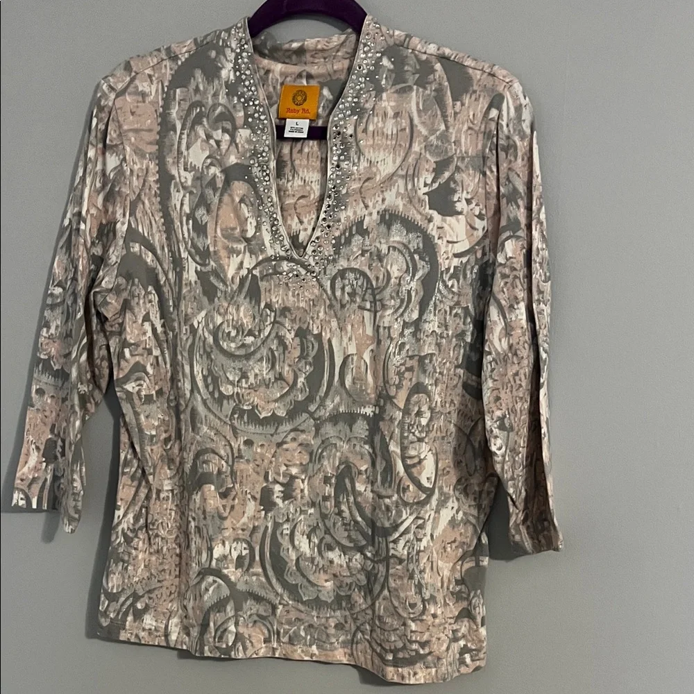 Ruby Rd. Beige and Gray Patterned Blouse - Picture 1 of 3